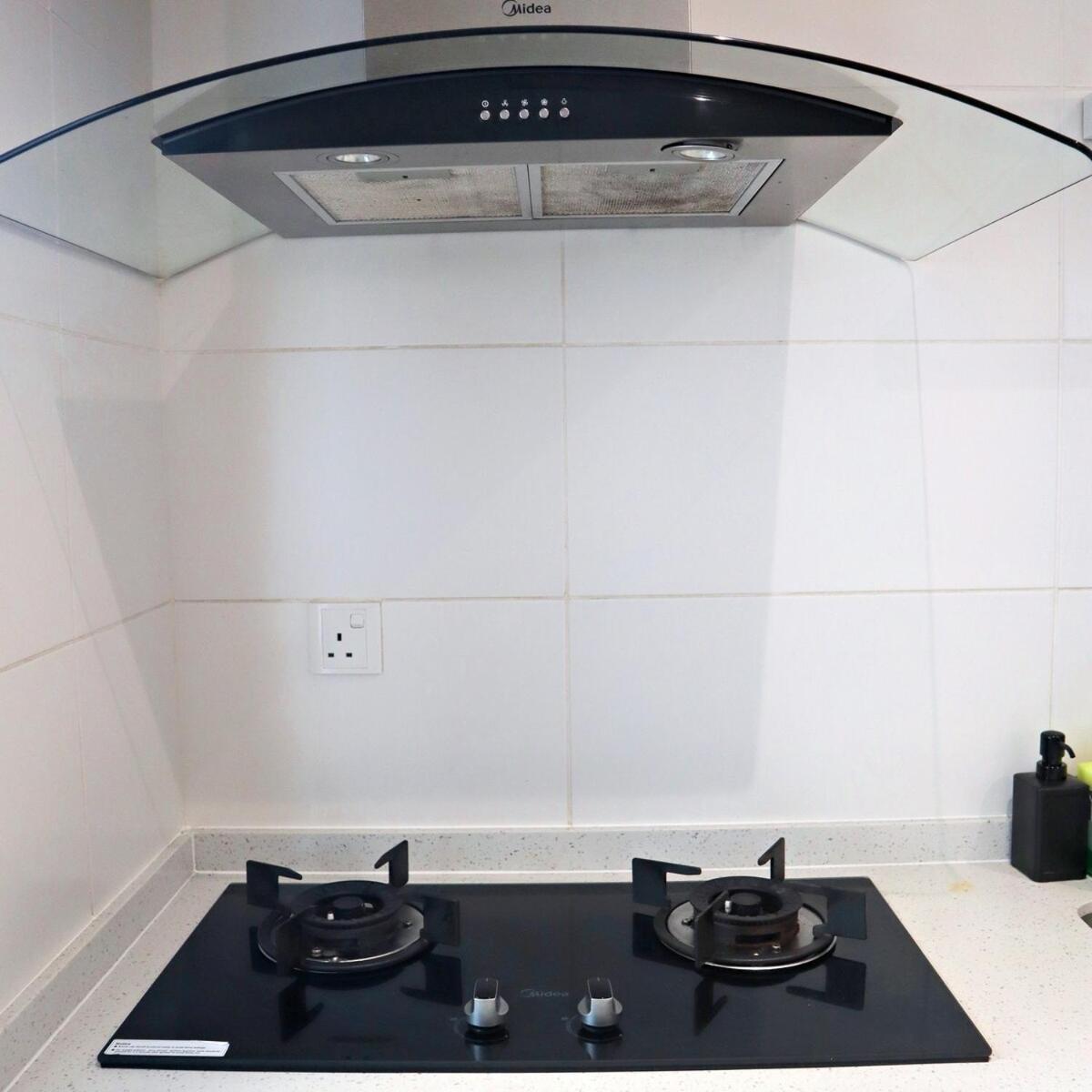 6pax Modern-contemporary, Reizz, Pangsapuri *