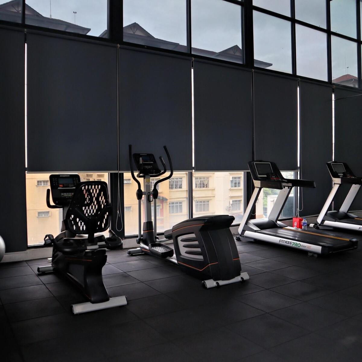 6pax Modern-contemporary, Reizz, Pangsapuri *