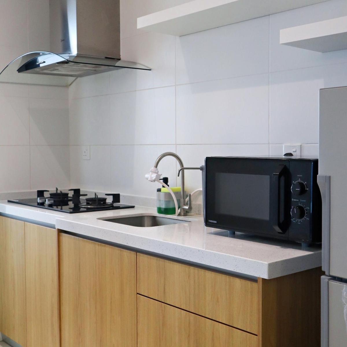 6pax Modern-contemporary, Reizz, Pangsapuri