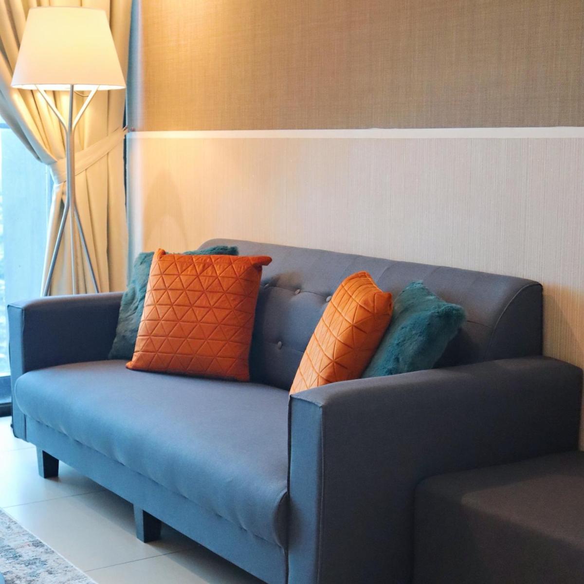 6pax Modern-contemporary, Reizz, Kuala Lumpur