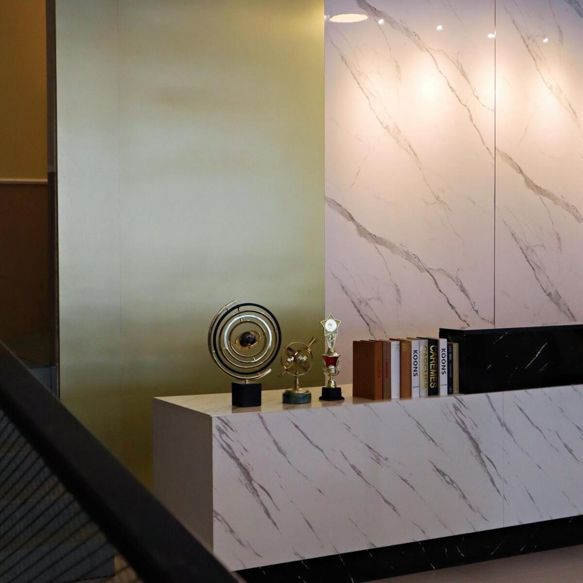 6pax Modern-contemporary, Reizz, * Kuala Lumpur