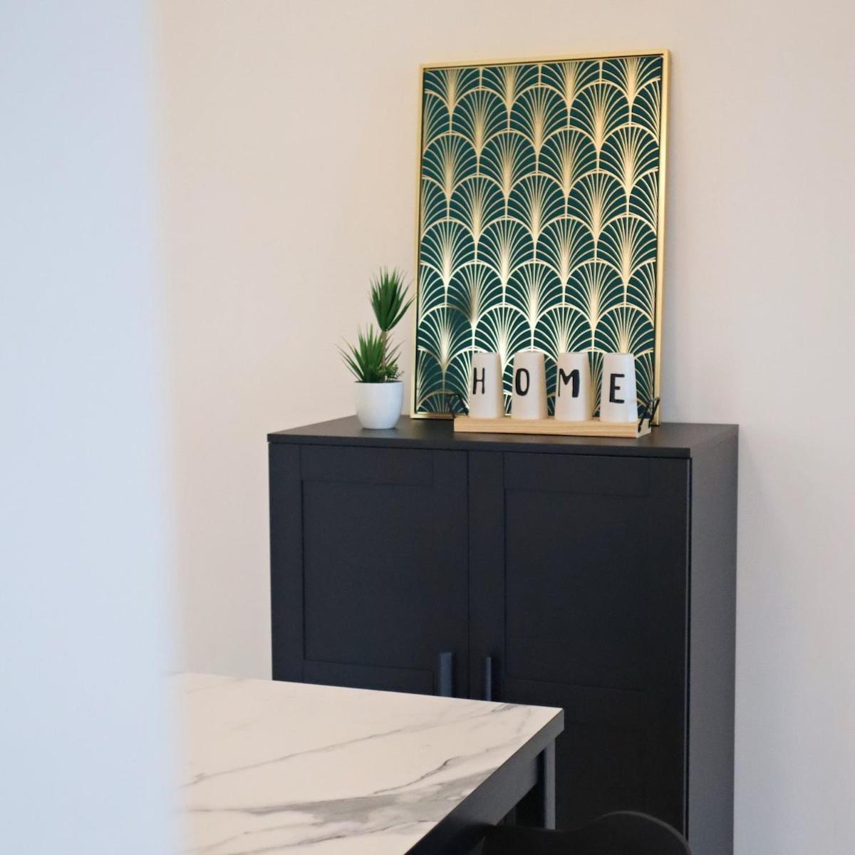 Apartment 6pax Modern-contemporary, Reizz, *